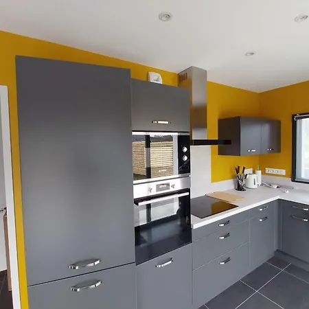 بيت للعطل Beautiful New Modern House *