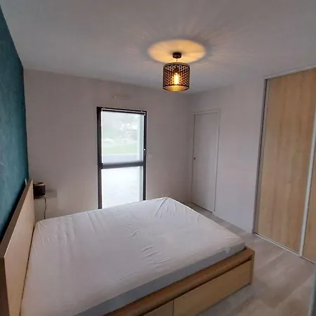 Beautiful New Modern House بيت للعطل بادن