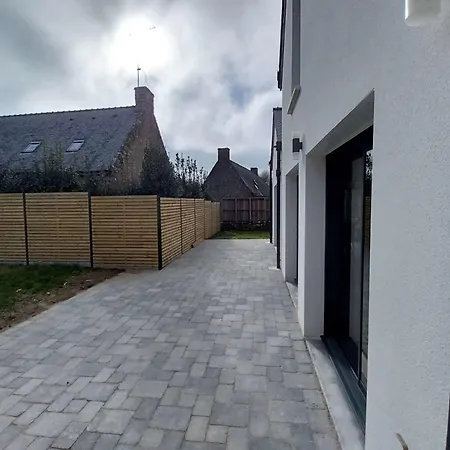بيت للعطل Beautiful New Modern House بادن
